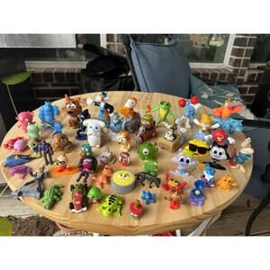 Mixed Lot~Kids Toys~Disney~Action Figures~ Nemo, Scooby, Smurf, Bluey, Sonic Etc